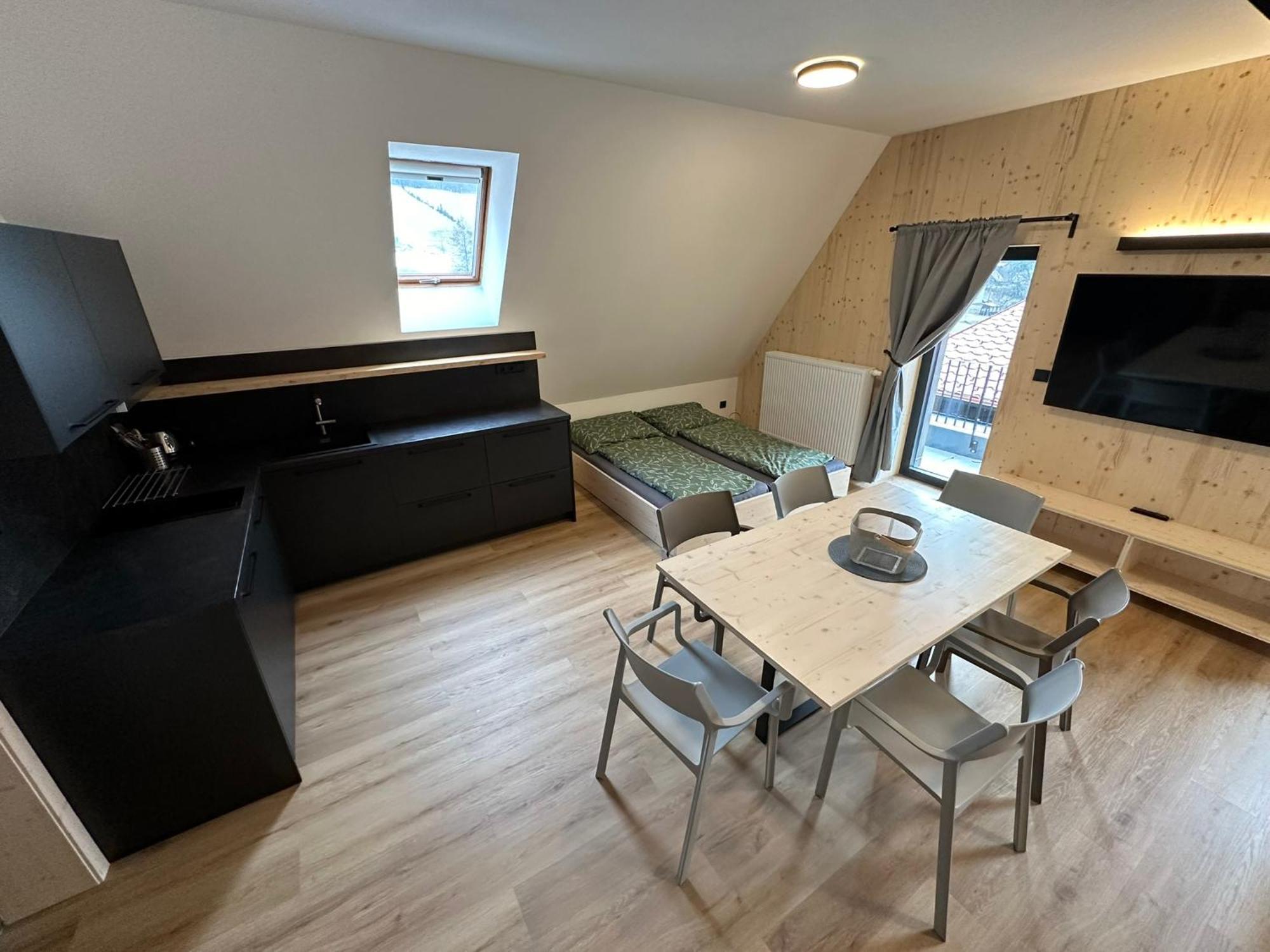 Penzion A Restaurace Pod Sjezdovkou Cenkovice Exteriör bild