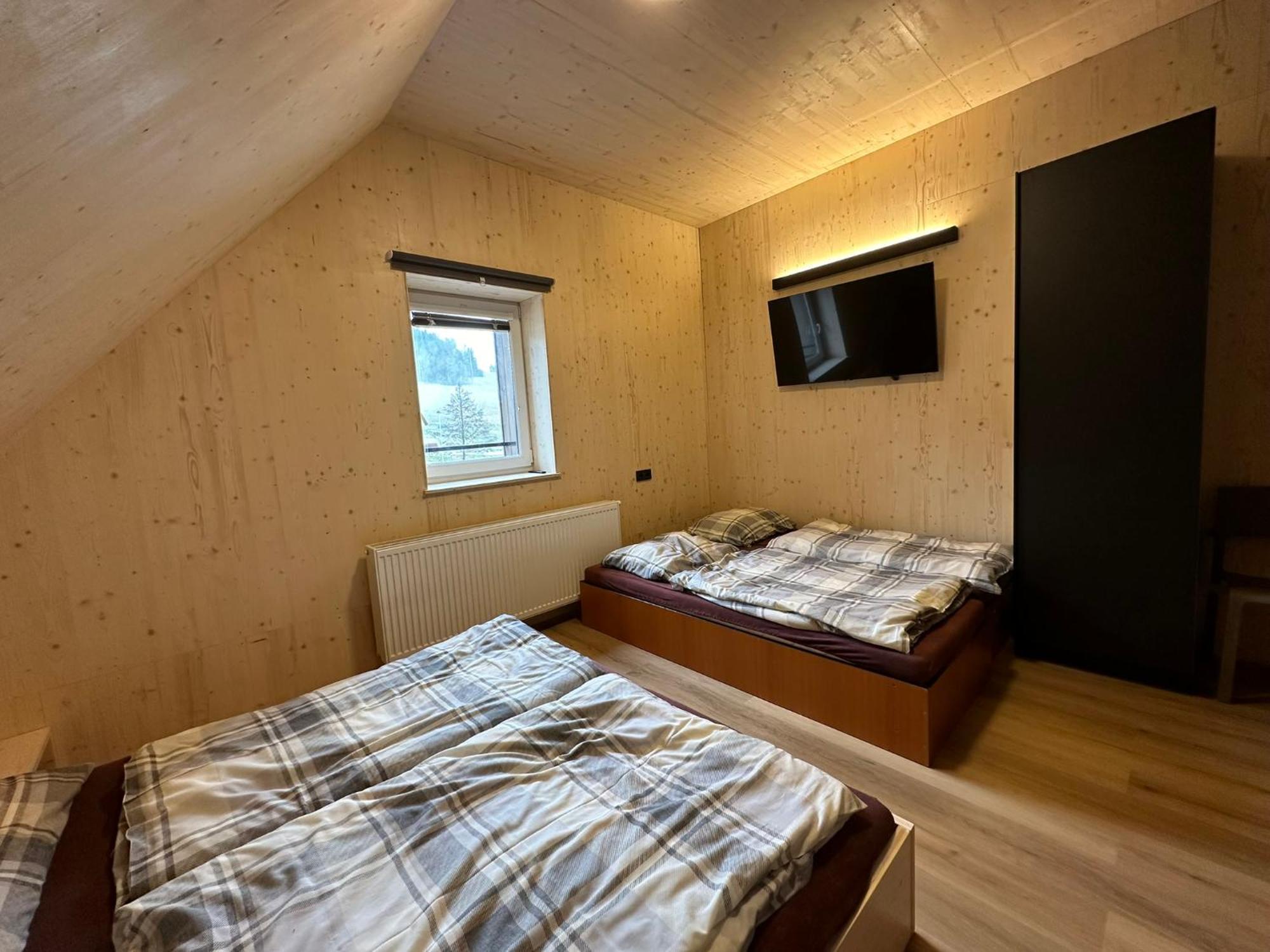 Penzion A Restaurace Pod Sjezdovkou Cenkovice Exteriör bild