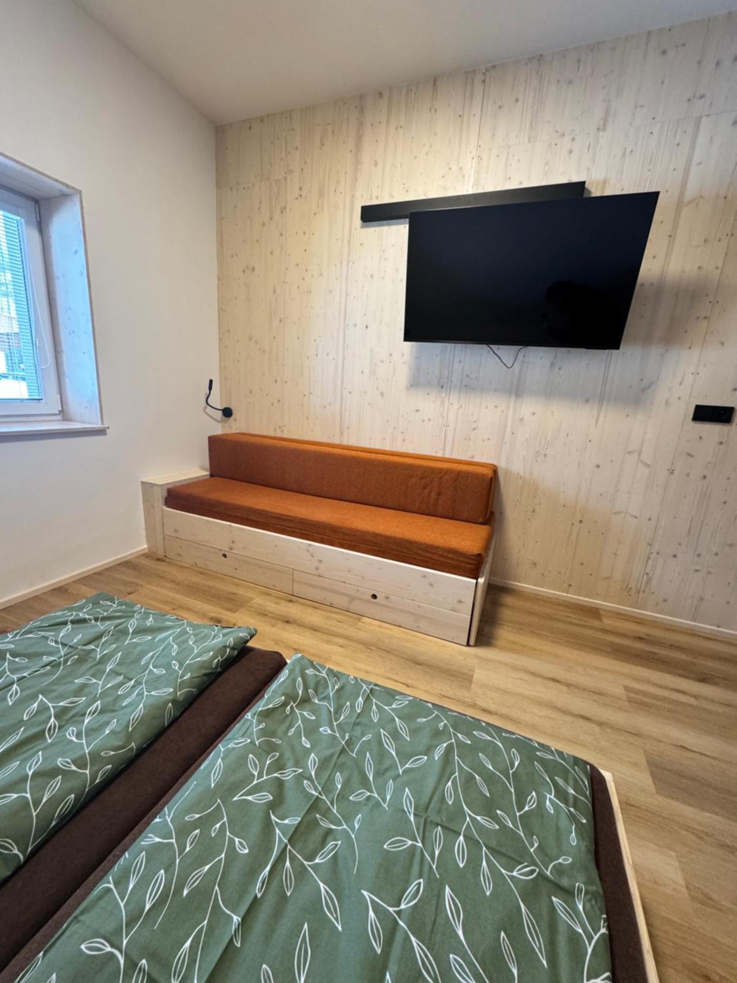 Penzion A Restaurace Pod Sjezdovkou Cenkovice Exteriör bild